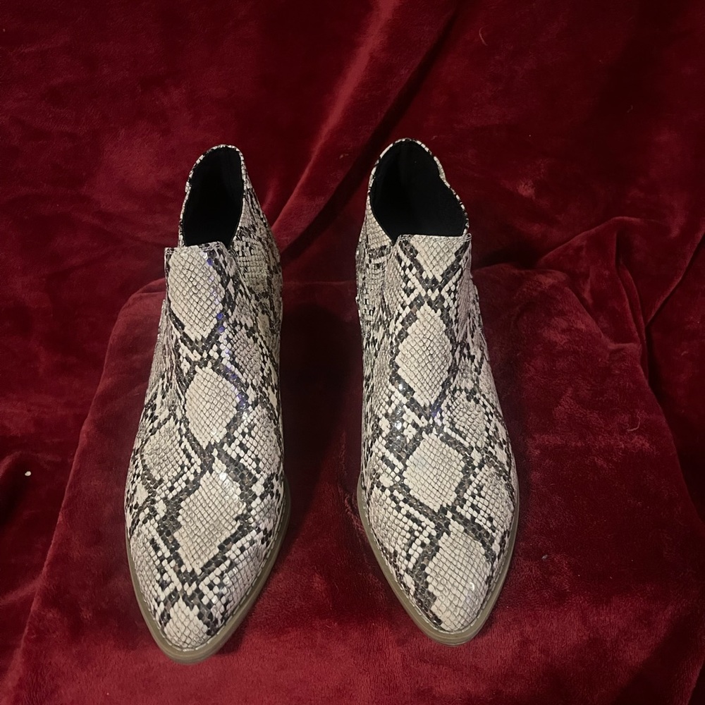 a.n.a Black and White Patterned Ankle Boots